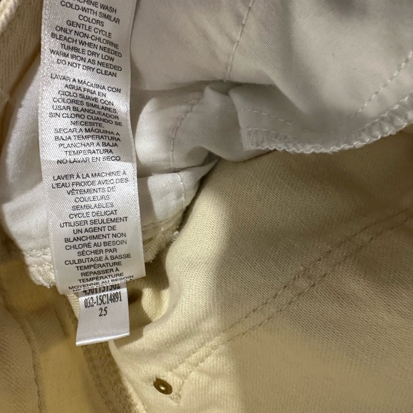 Chicos platinum cropped yellow size 2.5 - Picture 4 of 5